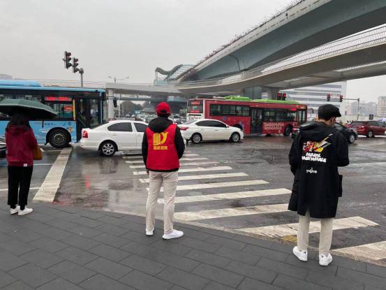 福建易順建筑工程有限公司“愛心暖城 志愿同行”活動小結(jié)——“講文明、樹新風”志愿活動