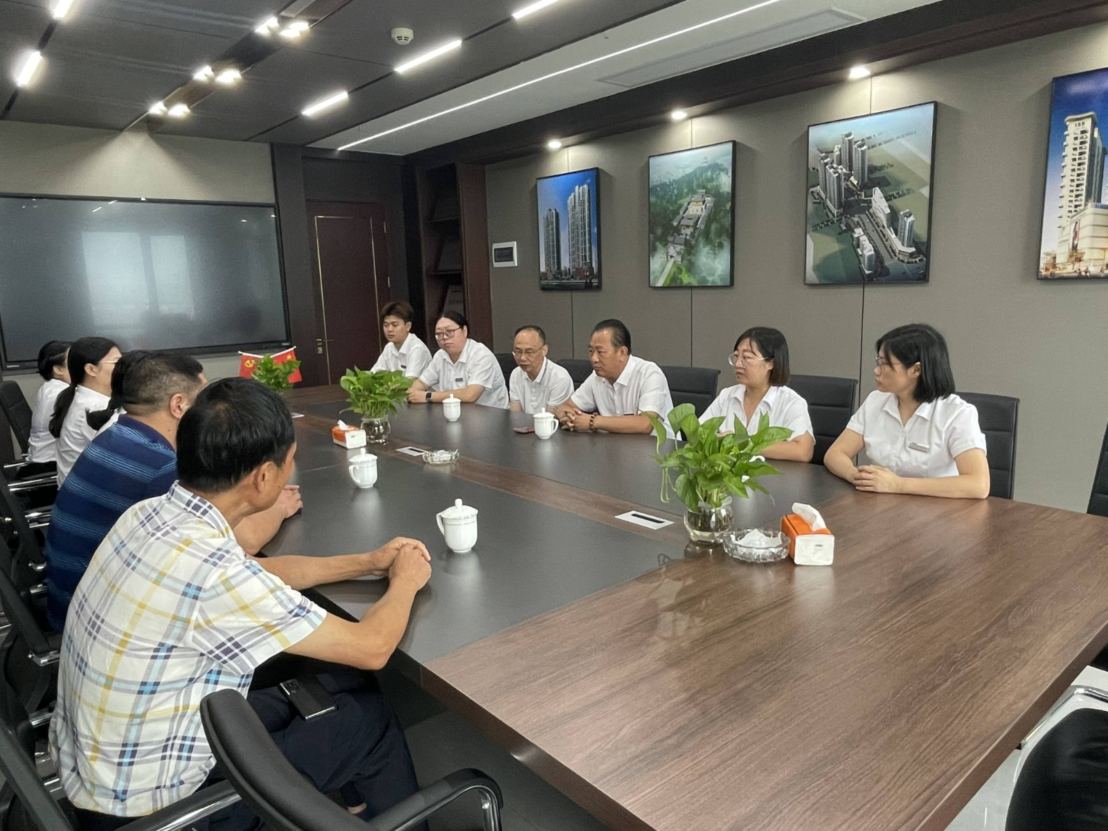 松溪縣人民法院深入企業,提供貼心指導助力企業發展