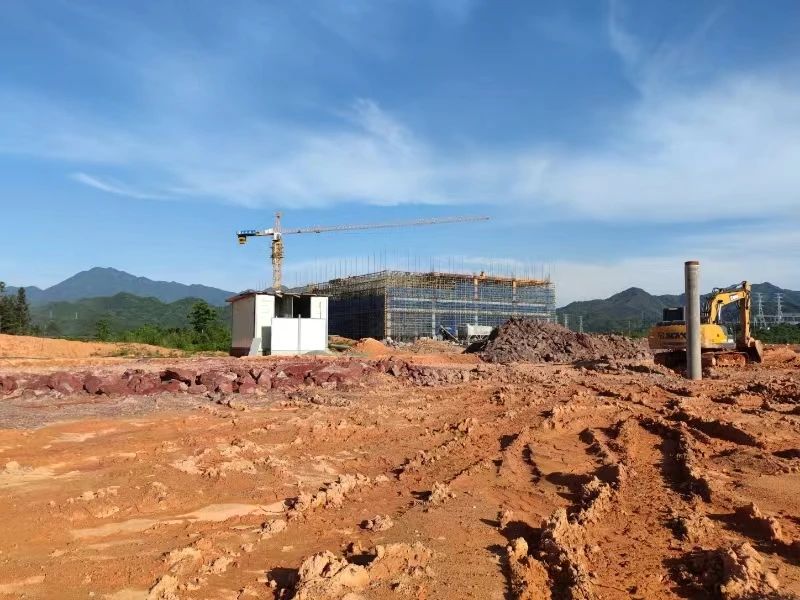 易順建工加速三和循環經濟產業園建設：標準化廠房雛形顯現