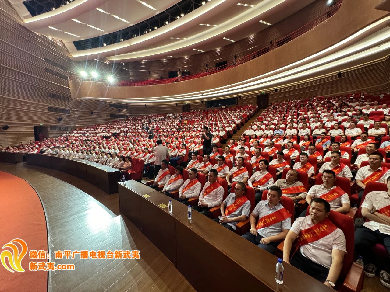 喜報！易順建工集團(tuán)有限公司總經(jīng)理李晉恒榮獲南平市防御“6·9”極端暴雨洪澇災(zāi)害優(yōu)秀個人稱號