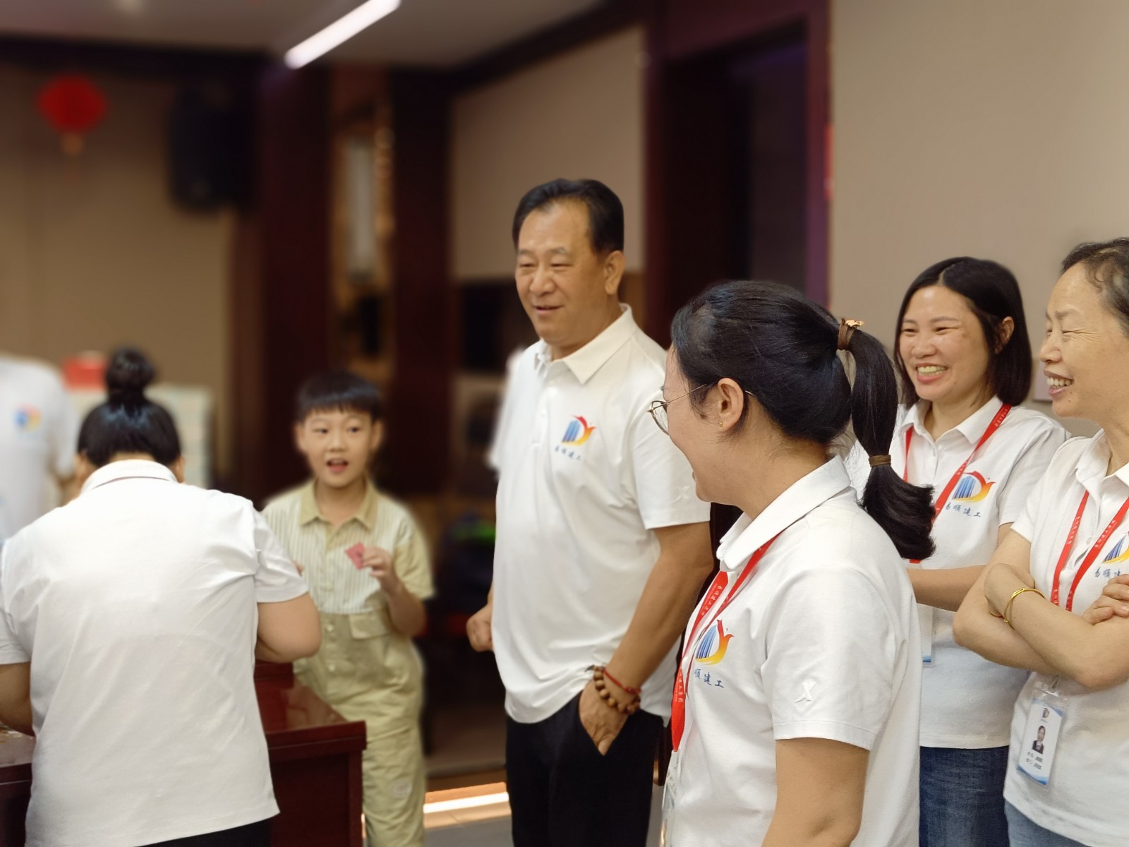 “易聚中秋團圓意,順啟事業新篇章”易順建工集團2024年中秋活動圓滿舉行