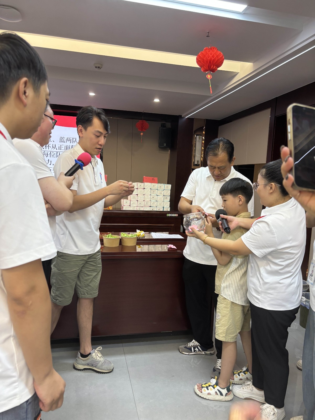 “易聚中秋團圓意,順啟事業新篇章”易順建工集團2024年中秋活動圓滿舉行