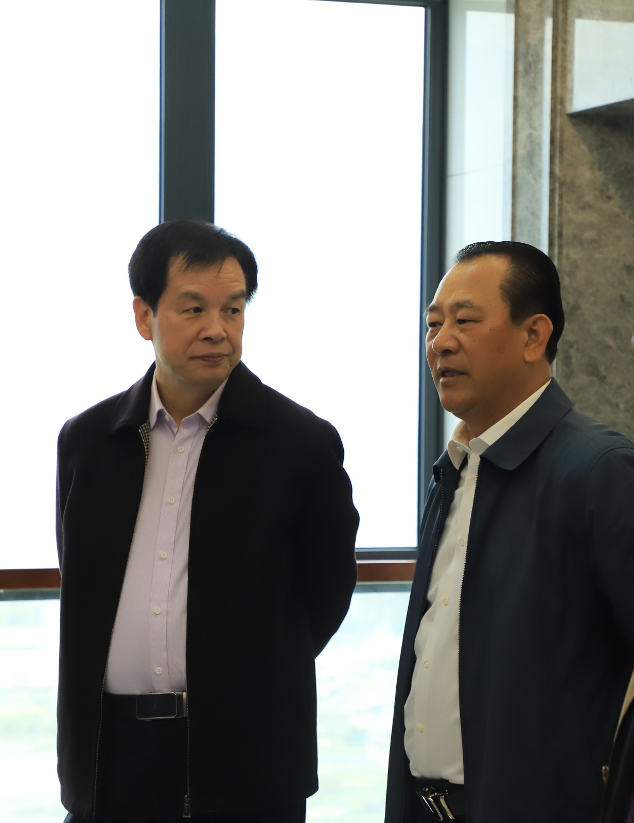 南平市企聯梁廉榮會長一行走訪易順建工集團有限公司